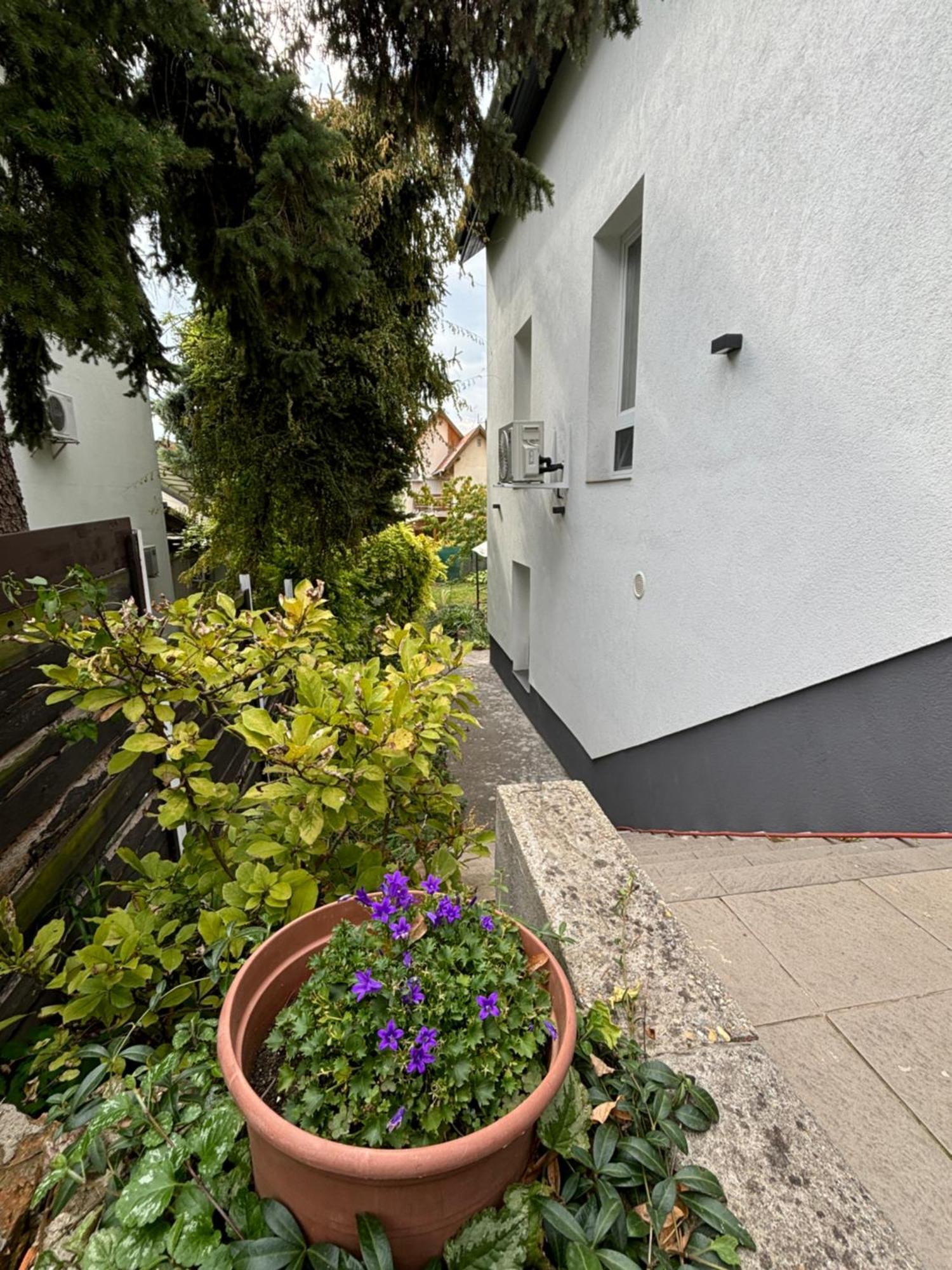 Benjamin Apartman Boedapest Buitenkant foto