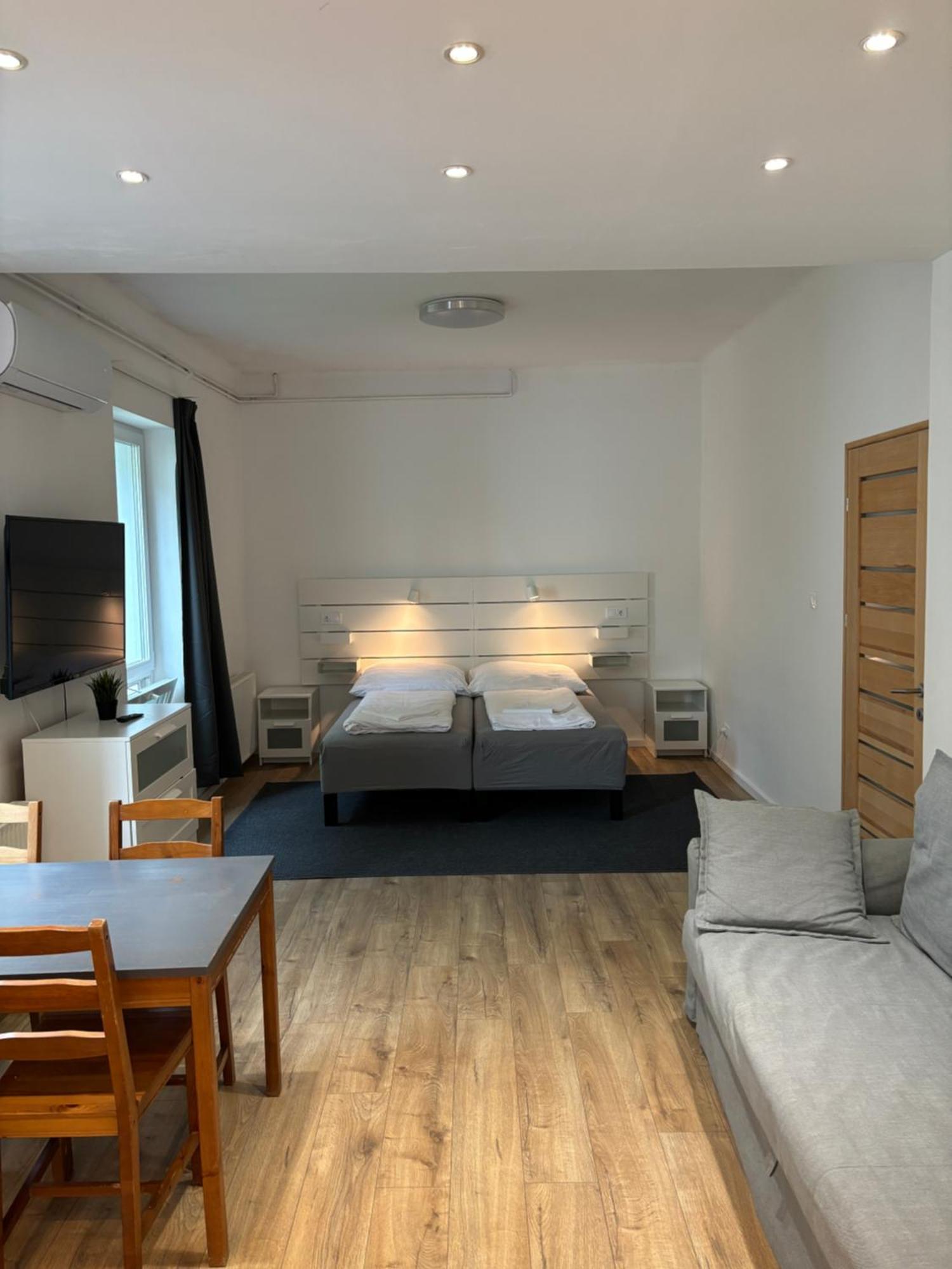 Benjamin Apartman Boedapest Buitenkant foto