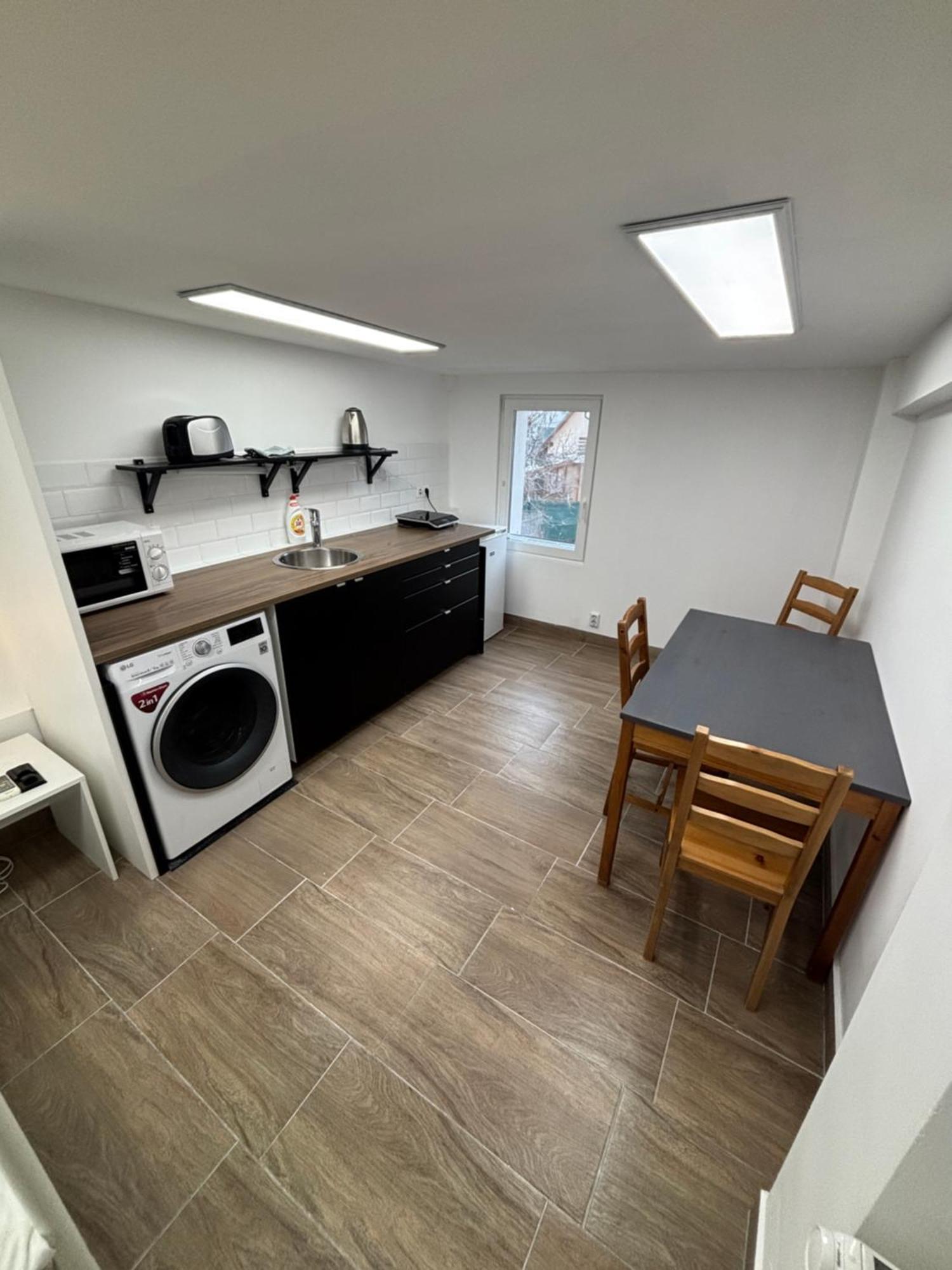 Benjamin Apartman Boedapest Buitenkant foto