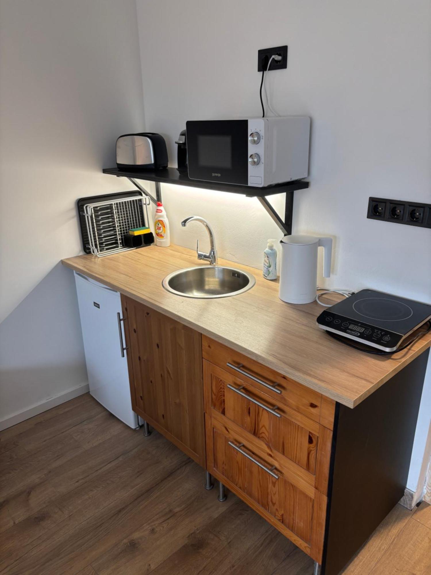 Benjamin Apartman Boedapest Buitenkant foto
